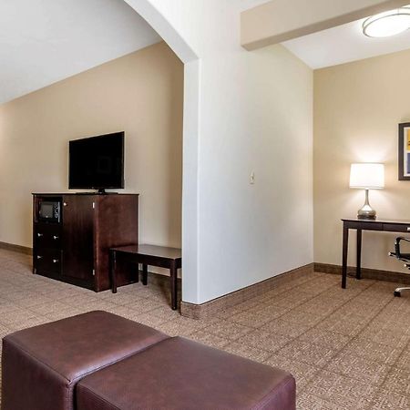 Comfort Inn & Suites Scott-West Lafayette Buitenkant foto