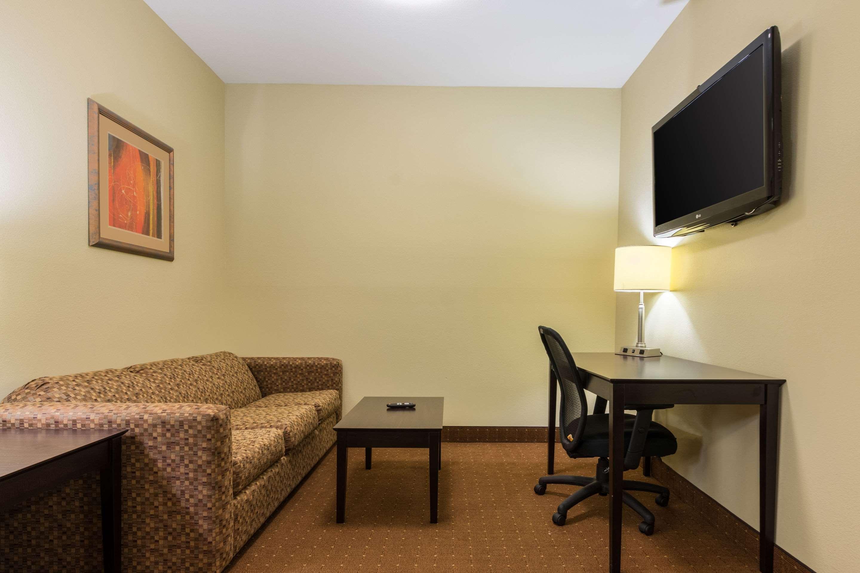 Comfort Inn & Suites Scott-West Lafayette Buitenkant foto